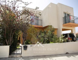 Central 3 Bedroom Townhouse Peyia Eve Property Image