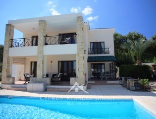 3 Bedroom Dionysos Country Estate in Stroumbi Property Image