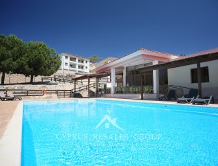  2 Bedroom Penthouse Apartment in Pissouri Pine Bay Property Image
